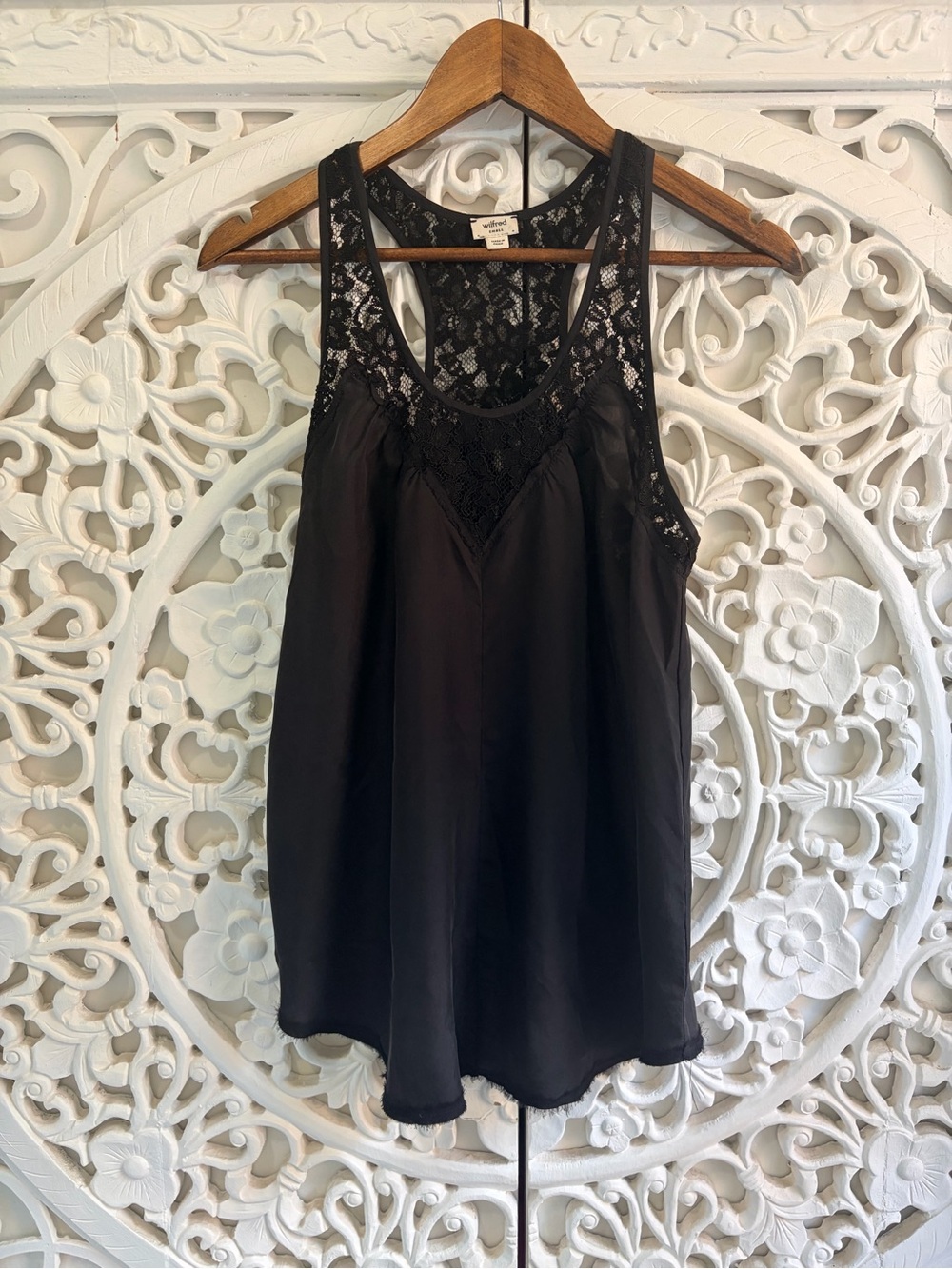 Wilfred Black Silk Lace Tank Top Racerback Size Small
